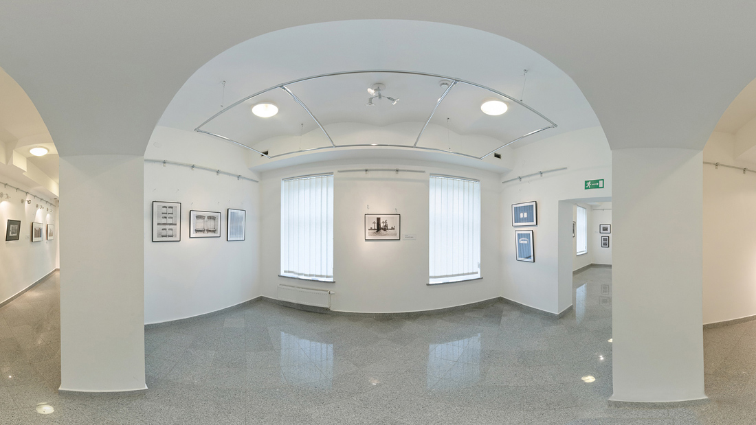 Virtual tour of „Presence among absent” exhibition